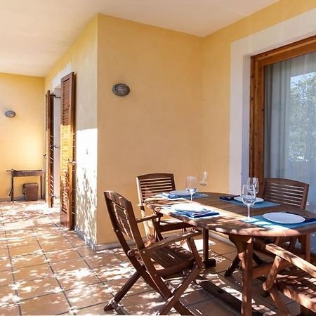 Апартаменты Luisa Sunny House Санта-Мария-Наварезе Экстерьер фото