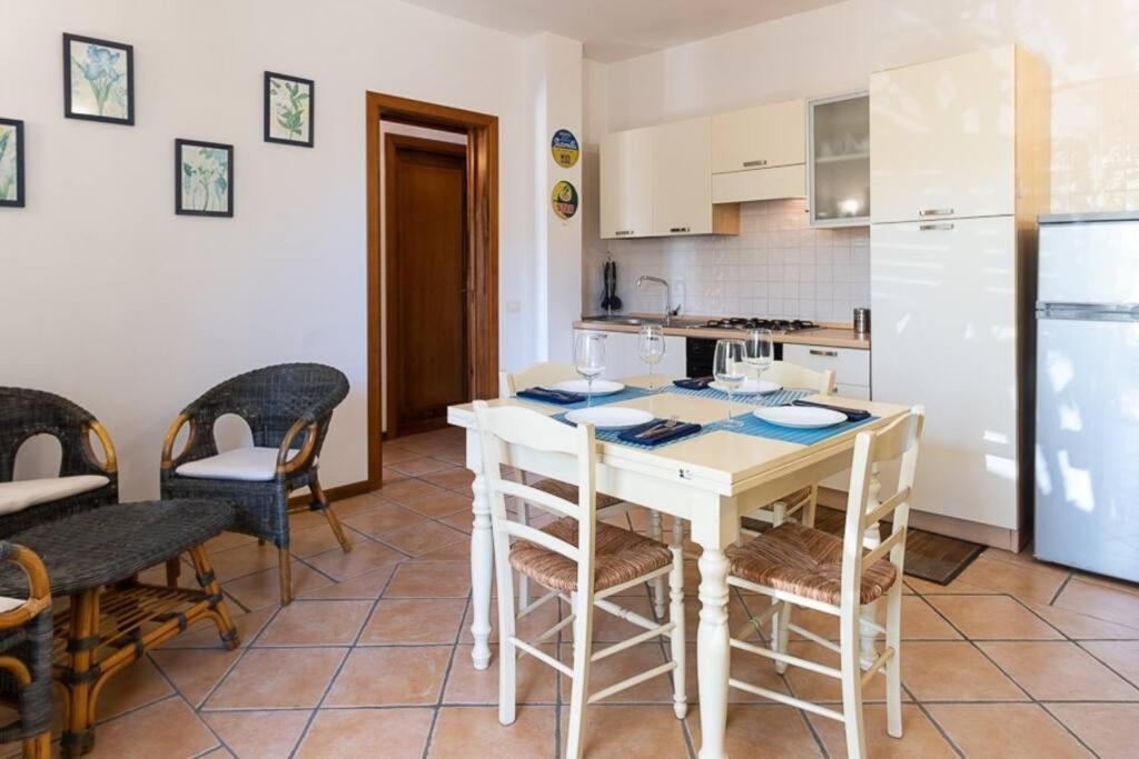 Апартаменты Luisa Sunny House Санта-Мария-Наварезе Экстерьер фото